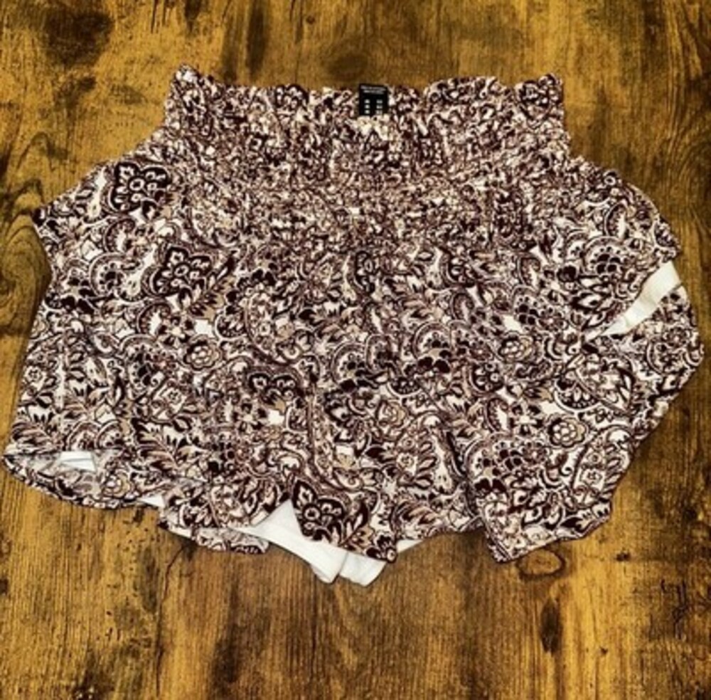Streetwear Society Bohemian Floral Skort - Size Medium - Picture 3 of 4